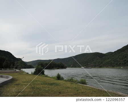 Stahleck Castle German: Burg Stahleck is a 12th-century fortified castle in the Upper Middle Rhine Valley at Bacharach in Rhineland-Palatinate, Germany. Stahleck Castle German: Burg Stahleck is a 12th-century fortified castle in the Upper Middle Rhine Valley at Bacharach in Rhineland-Palatinate, Germany. 122096357
