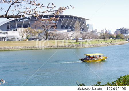 A view of the Ota River flowing through Hiroshima city A view of the Ota River flowing through Hiroshima city 122096408