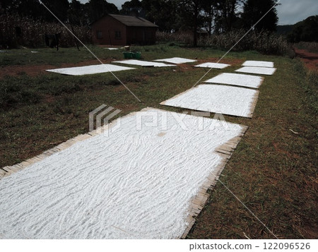 Malawi has a variety of tourist attraction sites including Lake Malawi, several national parks, game reserves, and Mulanje Mountain. Malawi has a variety of tourist attraction sites including Lake Malawi, several national parks, game reserves, and Mulanje Mountain. 122096526