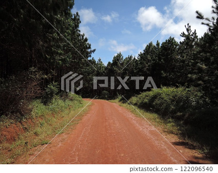 Malawi has a variety of tourist attraction sites including Lake Malawi, several national parks, game reserves, and Mulanje Mountain. Malawi has a variety of tourist attraction sites including Lake Malawi, several national parks, game reserves, and Mulanje Mountain. 122096540