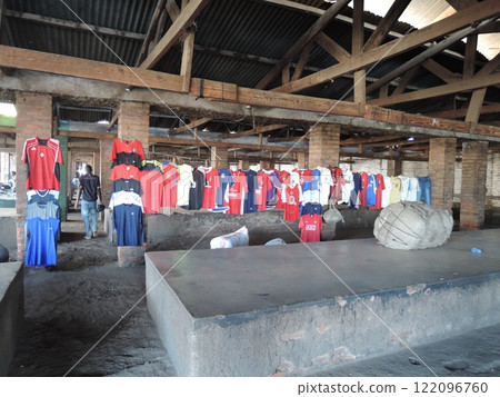 Malawi has a variety of tourist attraction sites including Lake Malawi, several national parks, game reserves, and Mulanje Mountain. Malawi has a variety of tourist attraction sites including Lake Malawi, several national parks, game reserves, and Mulanje Mountain. 122096760