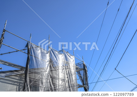 Repair work on exterior walls and roofs of detached houses Repair work on exterior walls and roofs of detached houses 122097789