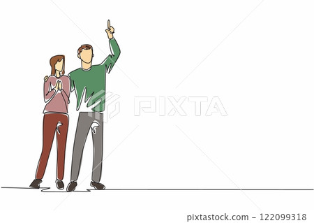 Single continuous line drawing a man in casual clothes embraces a woman with his hand pointing upwards. Showing beautiful constellations. Look Up at The Sky Day. One line design vector illustration 122099318