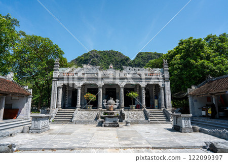 Thai vi Temple，一座被大自然包圍的越南寺廟 122099397