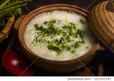 Seven herbs 122101391