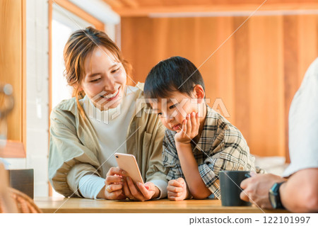 家庭共度時光、家庭旅行、家庭（豪華露營、別墅、小屋、木屋） 122101997