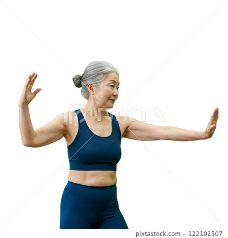 Elderly people exercising 122102507
