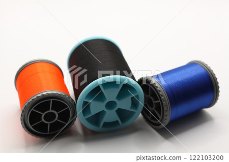 Sewing thread 122103200