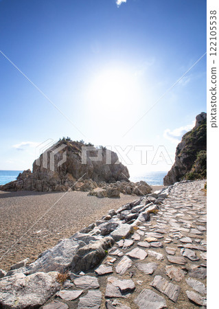 Hinode Stone Gate and Kishi Stone Gate, tourist spots on the Atsumi Peninsula (Tahara City, Aichi Prefecture) 122105538