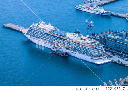 Yokohama cityscape in Japan. First arrival at port. View of the Viking Eden and Daisan Houei Maru at the Shinko Pier passenger ship terminal. (19th) 122107547