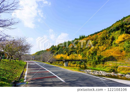 週邊風景 道之站東洋交流中心Seseragi（八代郡冰川町） 122108106