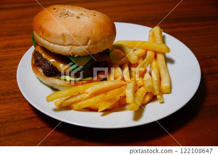 漢堡和薯條 122108647