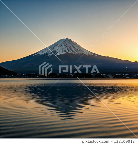 “富士山和湖泊的美麗夜景——治癒的日本風景” “富士山和湖泊的美麗夜景——治癒的日本風景” 122109012