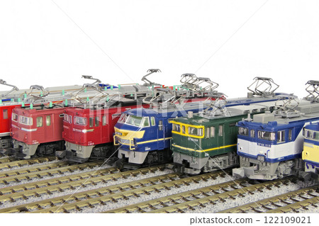 【鐵路模型】（深度構圖） 122109021