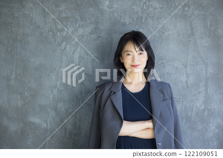 Middle-aged woman in a suit Middle-aged woman in a suit 122109051