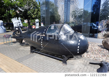 the ultra-small submarine Triton-1m at the Museum of the World Ocean in Kaliningrad the ultra-small submarine Triton-1m at the Museum of the World Ocean in Kaliningrad 122111368