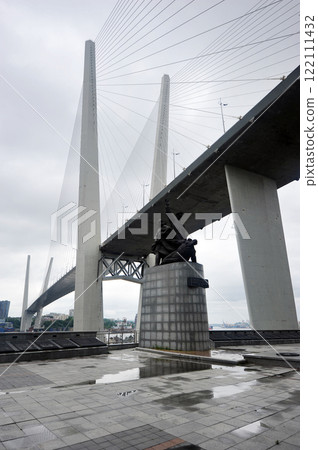 view of the golden bridge in Vladivostok view of the golden bridge in Vladivostok 122111432