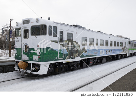 Kiha 40 1706 Kamuysaurus (Mukawa Ryu) reconstruction train 122111920