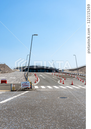 Kanagawa Prefecture Yokohama Port Osanbashi International Passenger Ship Terminal Kujira no Senaka Kanagawa Prefecture Yokohama Port Osanbashi International Passenger Ship Terminal Kujira no Senaka 122115269