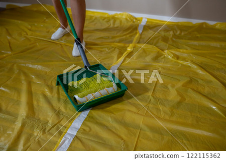 Home Renovation The Entire Painting Process Unfolding in Action Step by Step Demonstrations 122115362