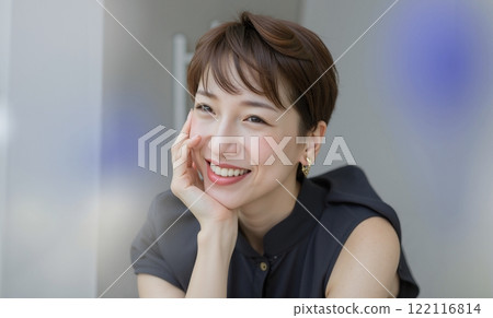 30、40歲女性肖像艾 122116814