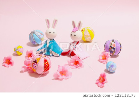 用黏土製作的可愛女兒節兔子娃娃 用黏土製作的可愛女兒節兔子娃娃 122118173