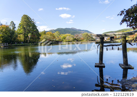 Yufuin Kinka Lake Yufuin Kinka Lake 122122619