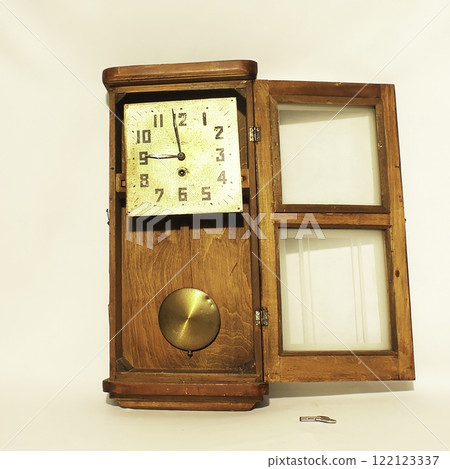This exquisite Vintage Wooden Wall Clock features an elegant open door design that captivates 122123337