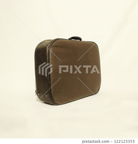 Explore your stylish adventures with our Classic Leather Travel Case designed for you Explore your stylish adventures with our Classic Leather Travel Case designed for you 122123353