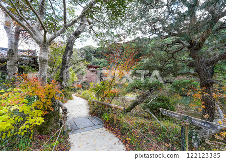 Joruri Temple grounds 122123385