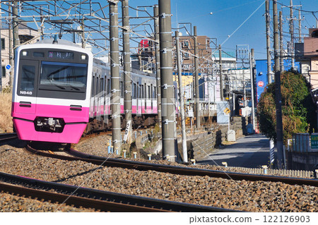 Shin-Keisei Electric Railway: No logo on the front car (photographed on January 18, 2025) 122126903