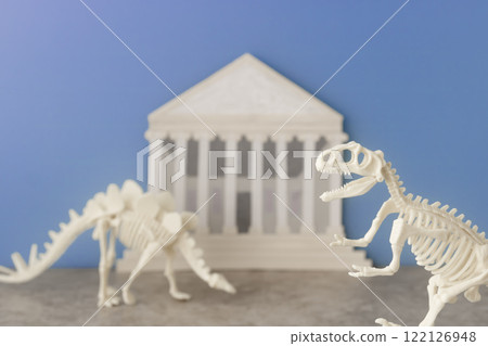 Museum and dinosaur fossils Museum and dinosaur fossils 122126948
