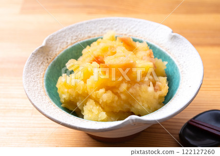 Sweet potato and apple patties 122127260