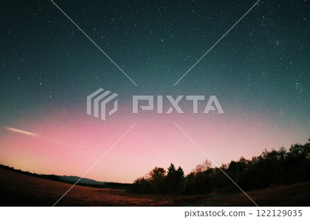 2024年10月11日北海道出現的低緯度極光 2024年10月11日北海道出現的低緯度極光 122129035