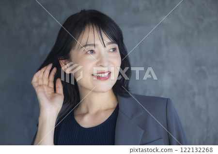 中年女性 122132268