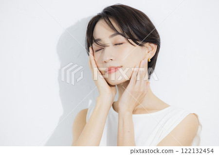 短髮女子的肖像 122132454