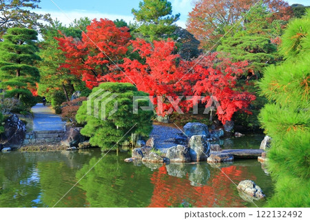 [京都府] 桂離宮的對稱秋葉 122132492