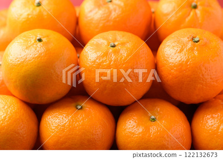 Mandarin tangerine orange fruit background 122132673