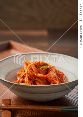 Healthy fermented food: Chinese cabbage kimchi 122133737