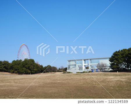 Crystal view from the observation deck and the Ferris wheel | Kasai Rinkai Park Crystal view from the observation deck and the Ferris wheel | Kasai Rinkai Park 122134589