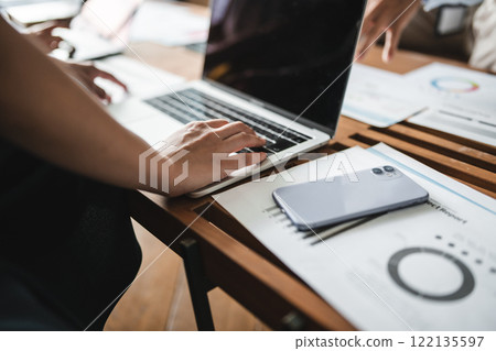 Business scene 122135597