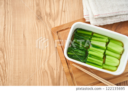 Simple and healthy boiled komatsuna – a classic Japanese side dish 122135695