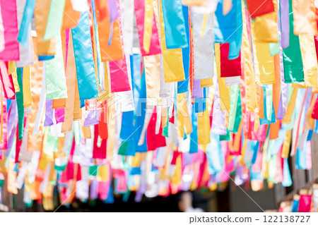 吉祥寺色彩繽紛的如來旗幟 122138727