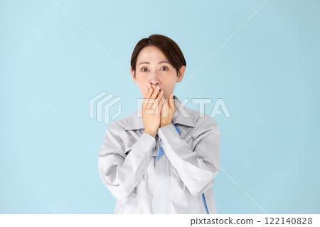 女式工作服驚訝 122140828