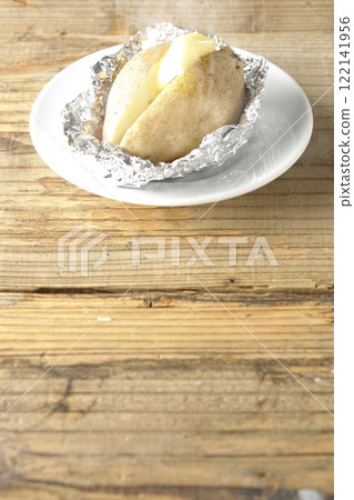 熱氣騰騰的馬鈴薯黃油 熱氣騰騰的馬鈴薯黃油 122141956