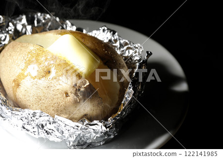 熱氣騰騰的馬鈴薯黃油 122141985
