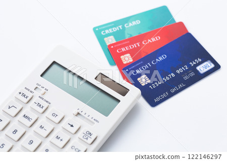 信用卡和計算器 122146297