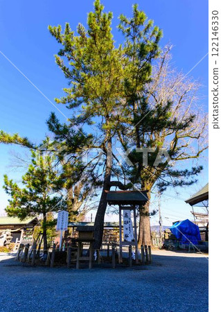 日本三大塔門之一的阿蘇神社高砂松「在熊本地震中遭受嚴重破壞後時隔八年完成修復」（阿蘇市） 122146330