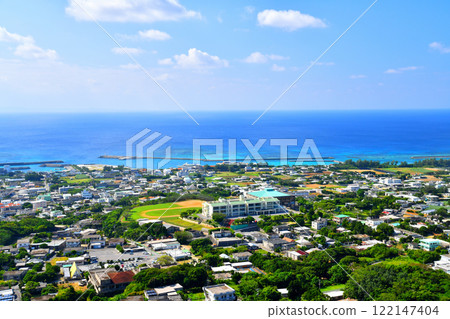 伊江港週邊景觀（沖繩縣伊江村） [2024.10] 122147404