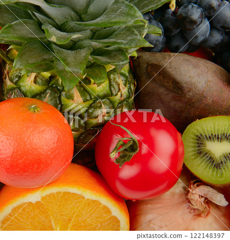 Ripe and juicy vegetables and fruits. 122148397